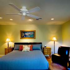 Queens Inn by the River | 41139 CA-41, Oakhurst, CA 93644, USA