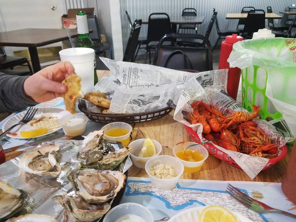 Seafood Kitchen | restaurant | 31 Royal Palms Dr, Atlantic Beach, FL 32233, USA | 9042418470 OR +1 904-241-8470