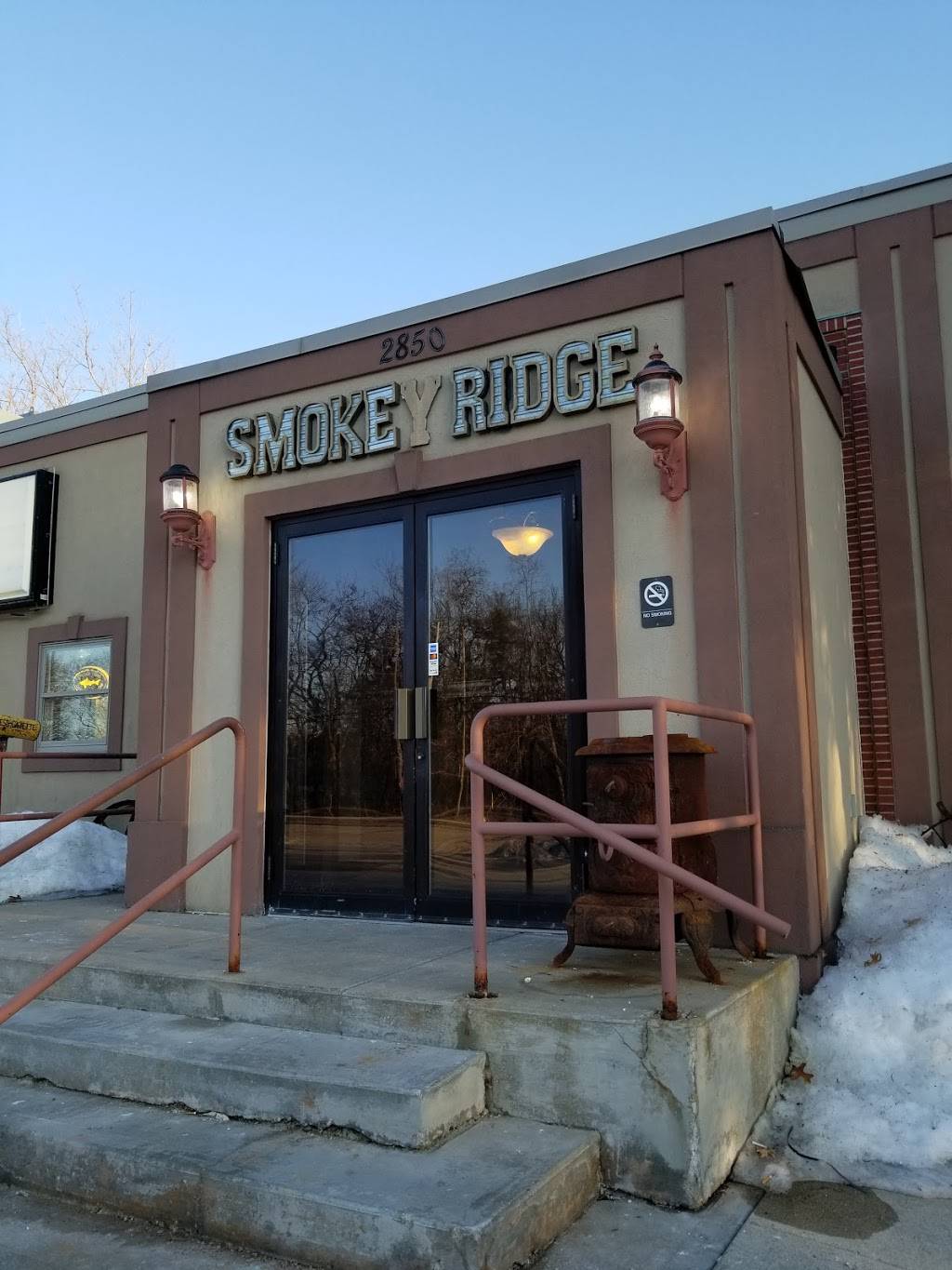 Smokey Ridge | restaurant | 2850 Humboldt Rd, Green Bay, WI 54311, USA | 9204687707 OR +1 920-468-7707