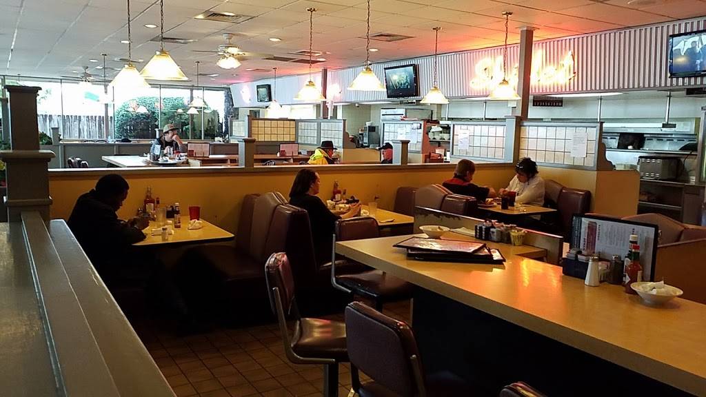 Silver Skillet Restaurant | restaurant | 2828 El Centro Rd, Sacramento, CA 95833, USA | 9169277395 OR +1 916-927-7395