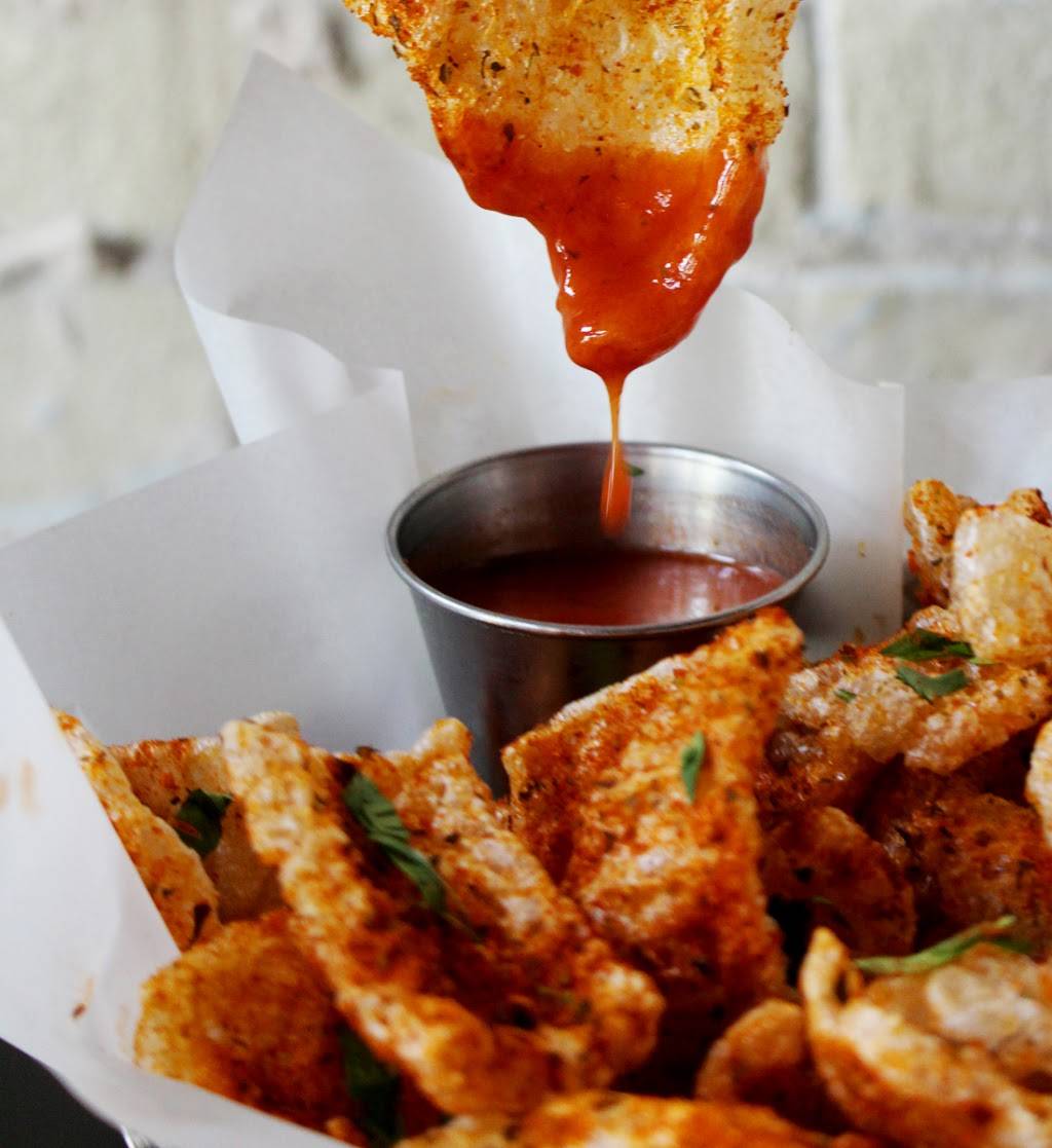 Petes Pub | restaurant | 1234 E Brady St, Milwaukee, WI 53202, USA | 4143127457 OR +1 414-312-7457