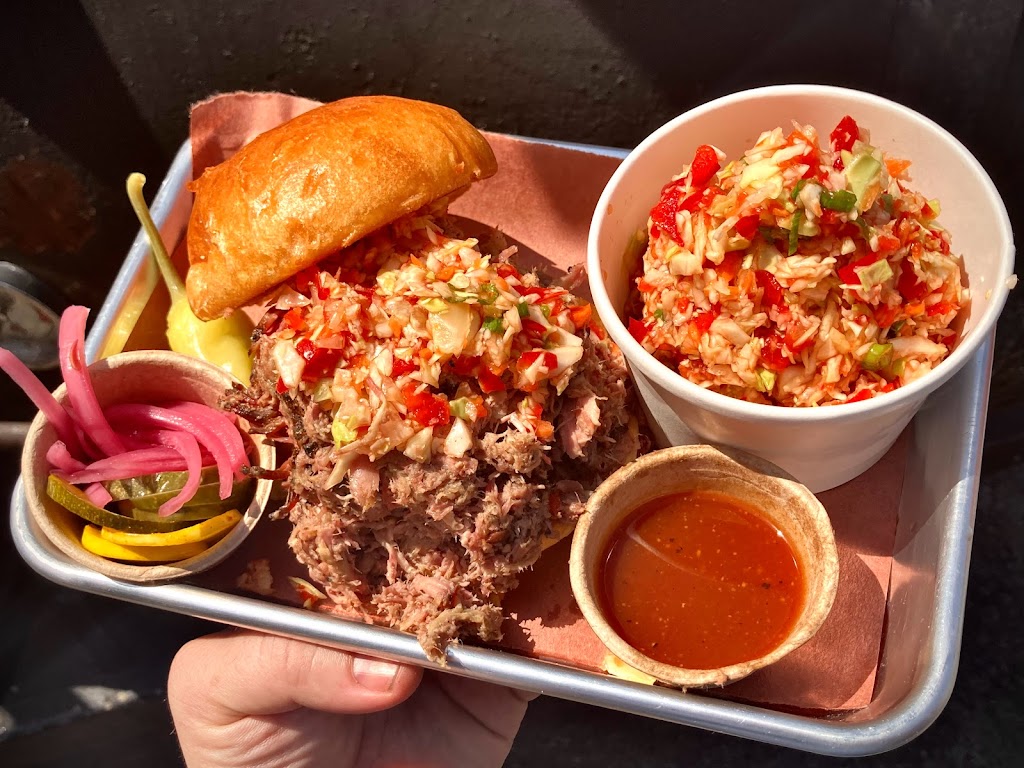 King Maker BBQ | restaurant | 720 King St, Jacksonville, FL 32204, USA | 9046831431 OR +1 904-683-1431