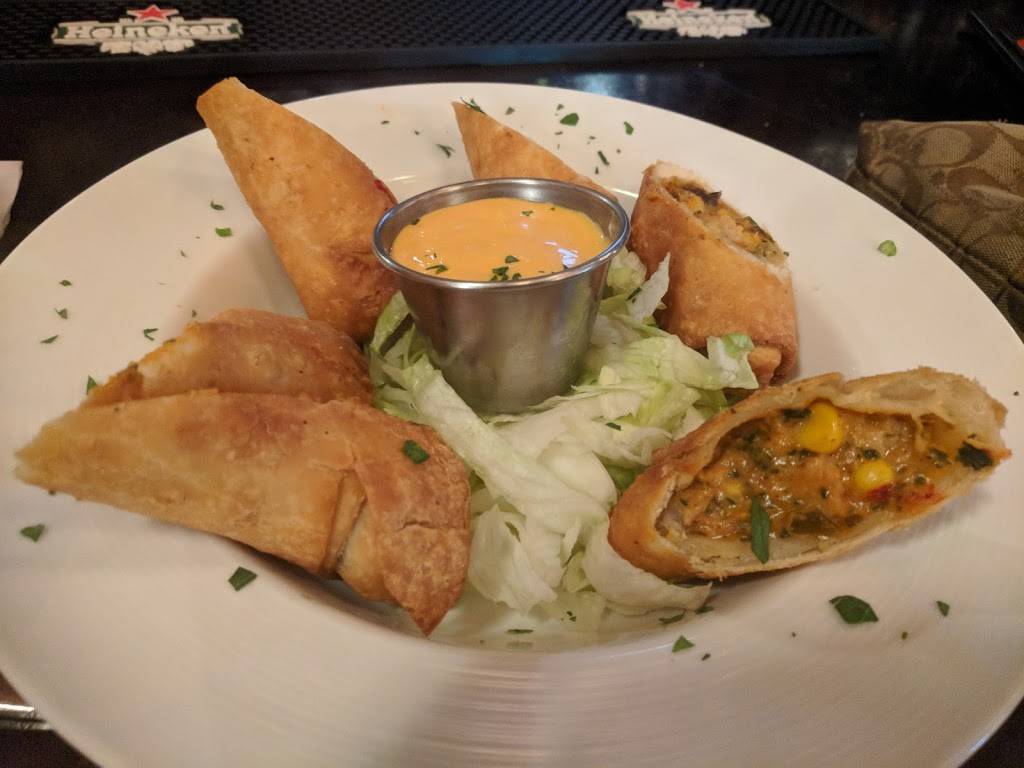 Samuel Becketts Irish Gastro Pub | restaurant | 2800 S Randolph St #110, Arlington, VA 22206, USA | 7033790122 OR +1 703-379-0122