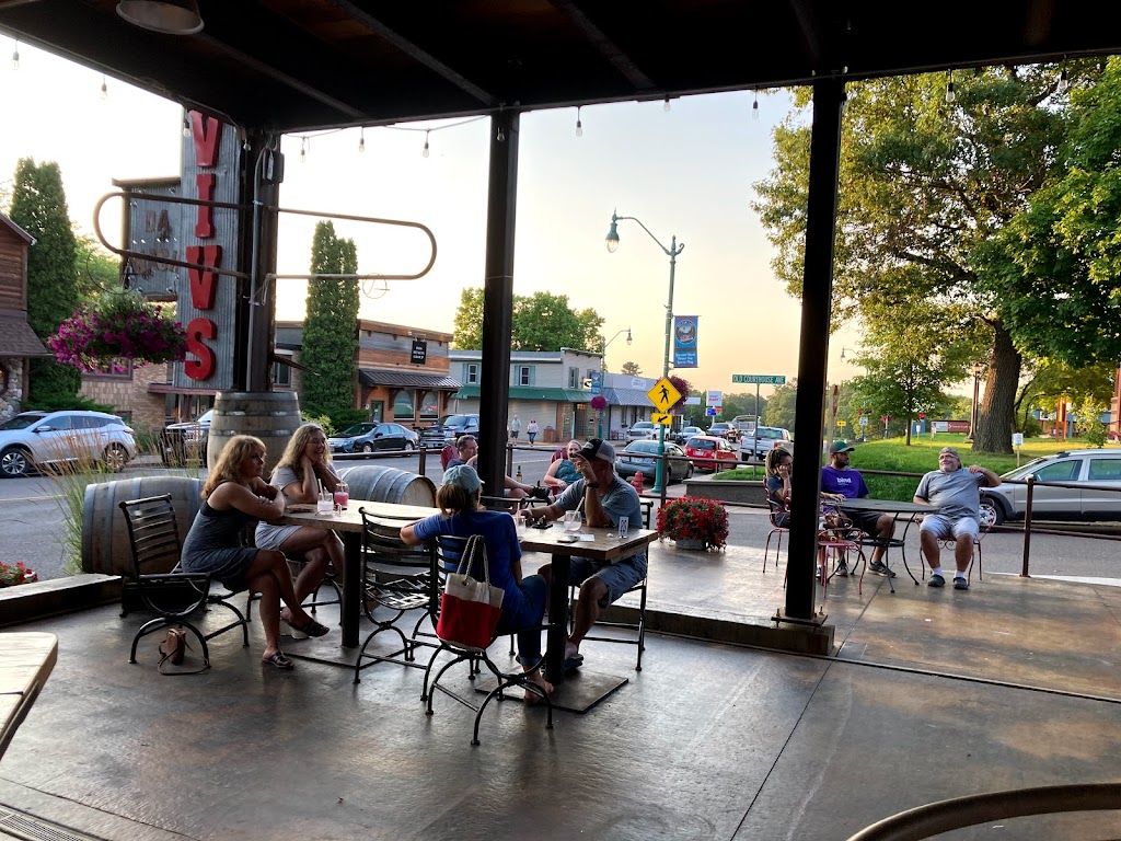 Viv’s Kitchen & Cater | restaurant | 214 W Main St, Balsam Lake, WI 54810, USA | 7154053848 OR +1 715-405-3848