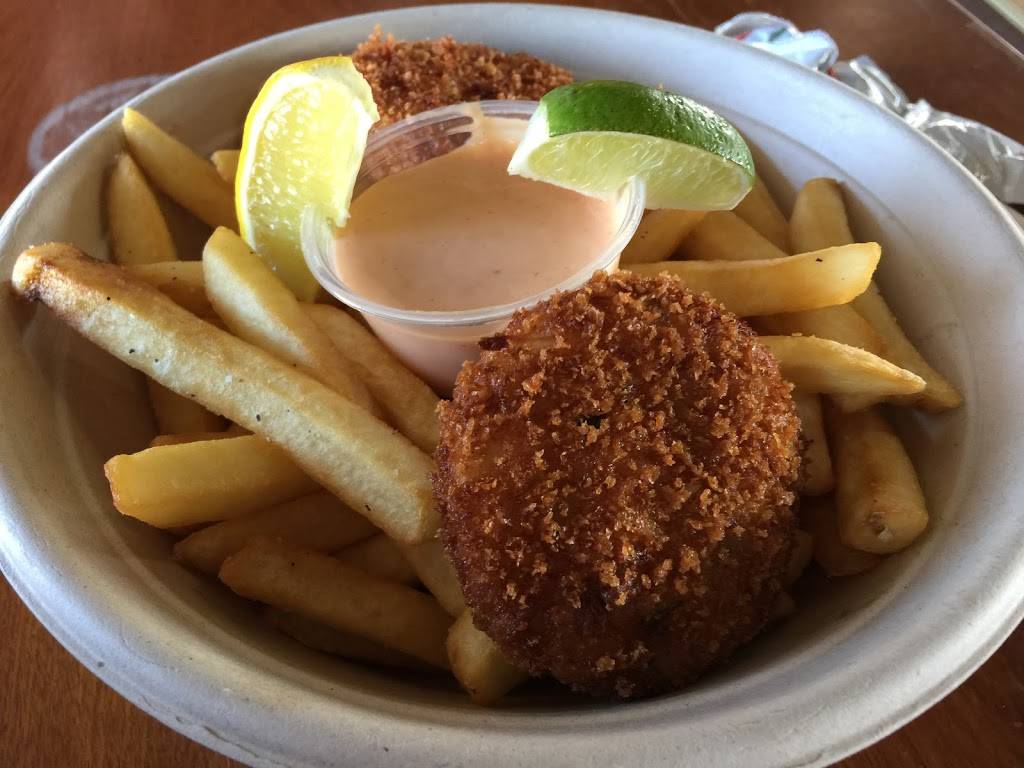 Georges Lighthouse Cafe | restaurant | 1999 Montauk Point State Pkwy, Montauk, NY 11954, USA | 6316682076 OR +1 631-668-2076