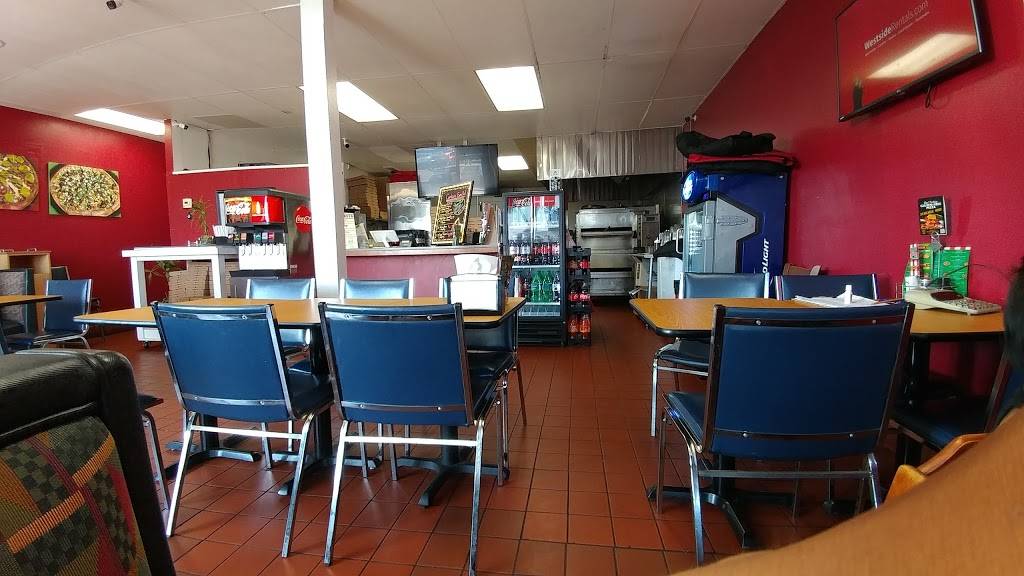 Combos Pizza | restaurant | 757 W Commonwealth Ave, Fullerton, CA 92832, USA | 7145266267 OR +1 714-526-6267