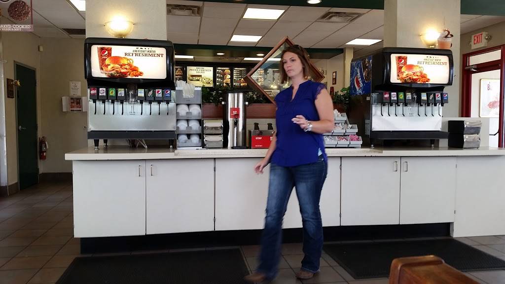 Arbys | restaurant | 1117 W Morton Ave, Jacksonville, IL 62650, USA | 2172459277 OR +1 217-245-9277