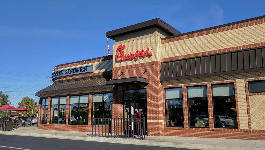 Chick-fil-A | restaurant | 6501 NW Barry Rd, Kansas City, MO 64154, USA | 8165870411 OR +1 816-587-0411
