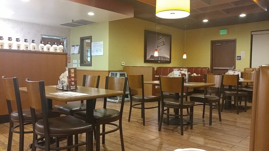 Dennys | restaurant | 13165 Main St, Hesperia, CA 92345, USA | 7609477180 OR +1 760-947-7180