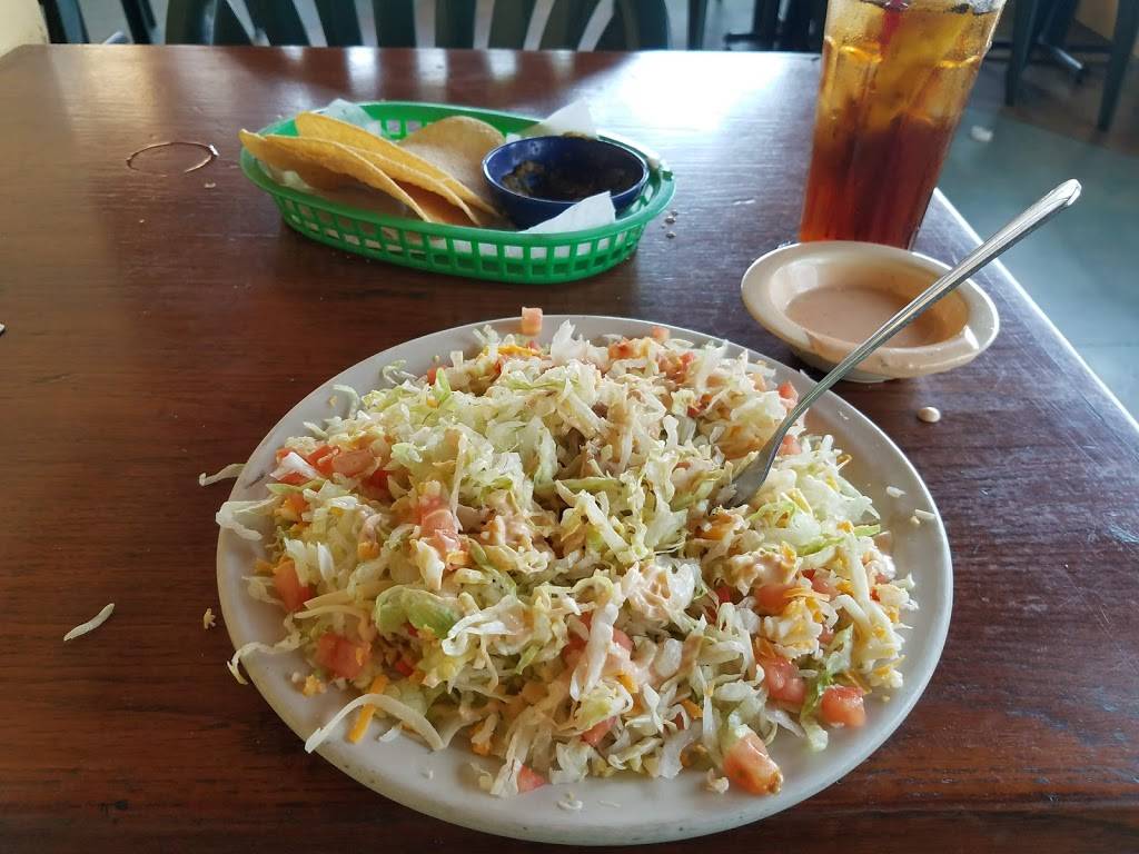 Super Mex | restaurant | 250 W Orangethorpe Ave, Fullerton, CA 92832, USA | 7149922624 OR +1 714-992-2624