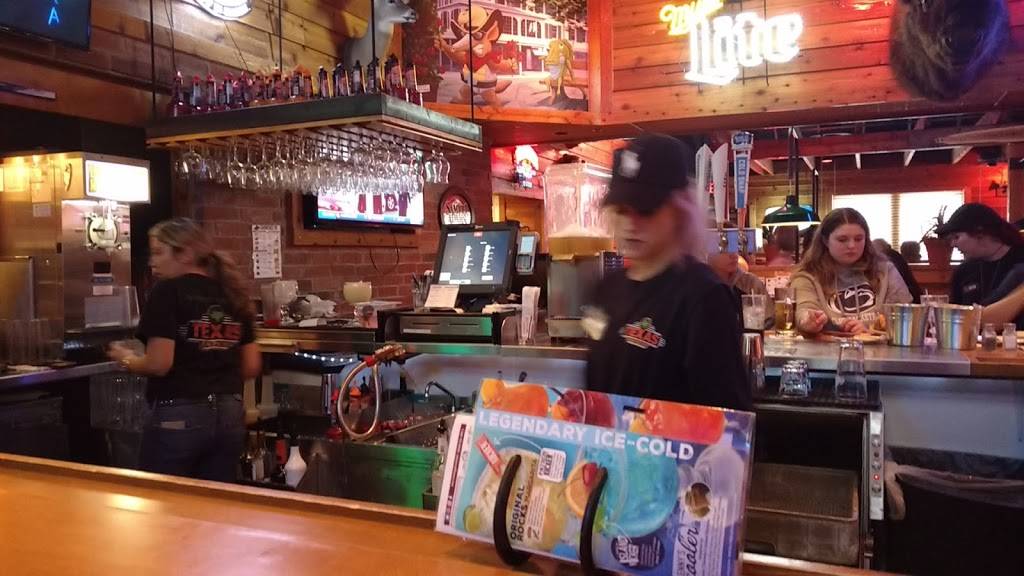 Texas Roadhouse | restaurant | 1885 Waddle Rd, State College, PA 16803, USA | 8142357427 OR +1 814-235-7427
