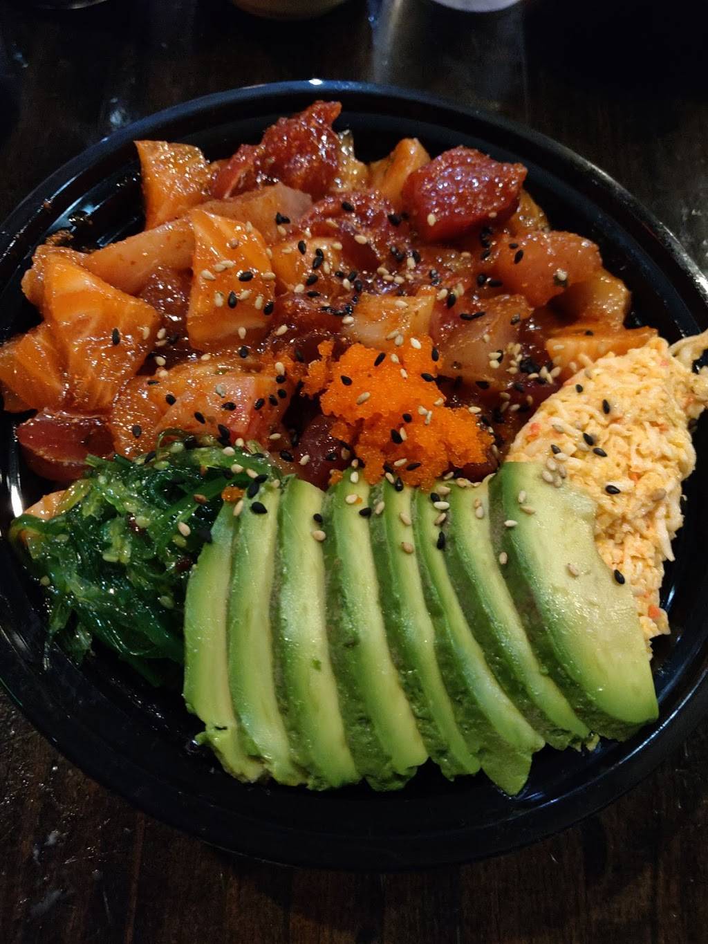 Rock & Roll Sushi | restaurant | 4124, 4124, 579 Floresta Blvd, San Leandro, CA 94578, USA | 5106679545 OR +1 510-667-9545