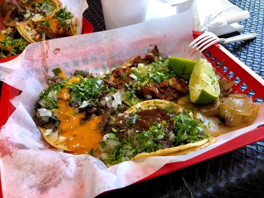 Tacos Los 3 Reyes | restaurant | 1610 Old Bayshore Hwy, San Jose, CA 95112, USA | 4084519709 OR +1 408-451-9709