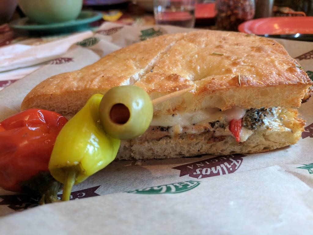 Filhos Cucina | restaurant | 235 Main St, Groton, MA 01450, USA | 9784485664 OR +1 978-448-5664