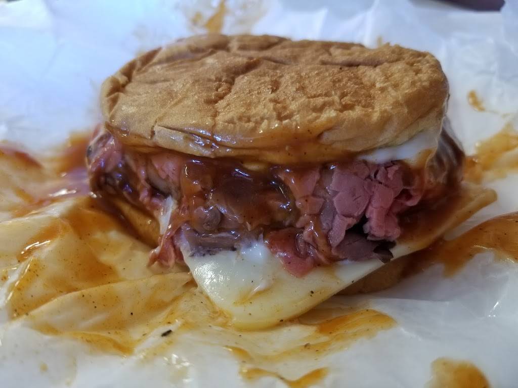 Giovannis Roast Beef & Pizza | restaurant | 207 Rockingham Rd, Londonderry, NH 03053, USA | 6034349021 OR +1 603-434-9021