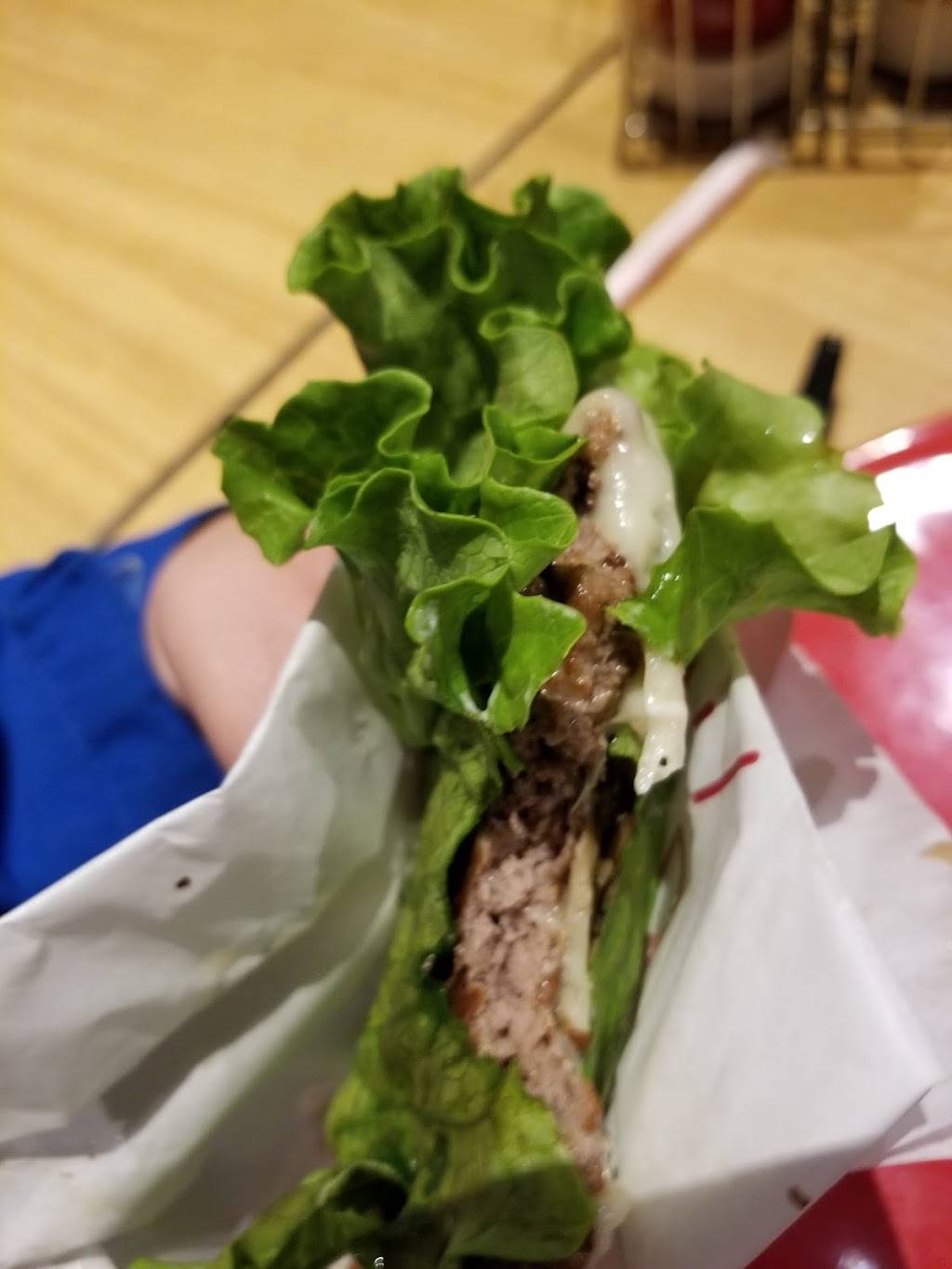 Smashburger | restaurant | 3948 Rivermark Plaza, Santa Clara, CA 95054, USA | 4082909660 OR +1 408-290-9660