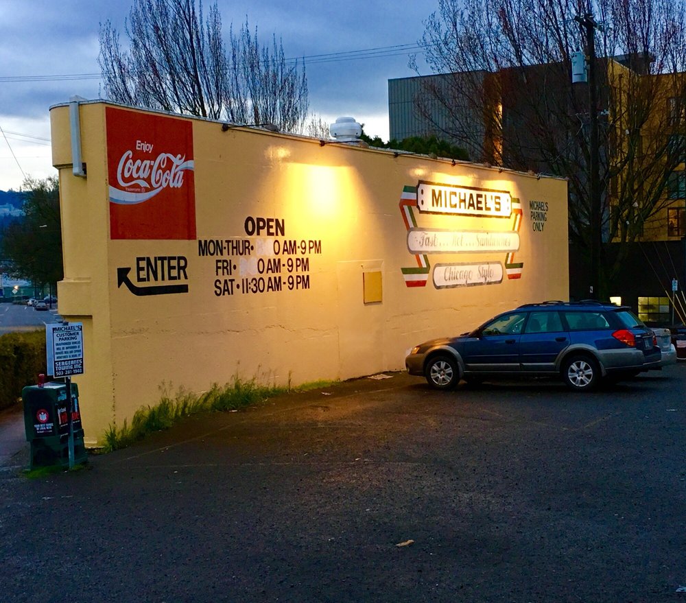 Michaels Italian Beef & Sausage Co. | restaurant | 1111 SE Sandy Blvd, Portland, OR 97214, USA | 5032301899 OR +1 503-230-1899