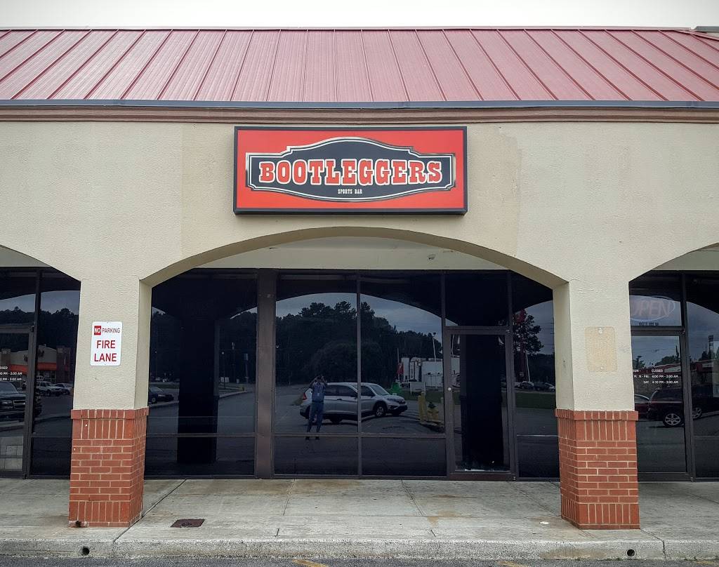 Bootleggers Pooler | restaurant | 1017 EAST, US-80 #8, Pooler, GA 31322, USA | 9127485022 OR +1 912-748-5022