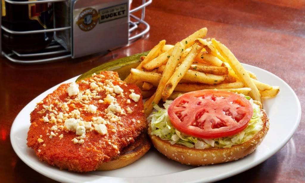 Rusty Bucket Restaurant and Tavern | restaurant | 3901 Britton Pkwy, Hilliard, OH 43026, USA | 6147775868 OR +1 614-777-5868