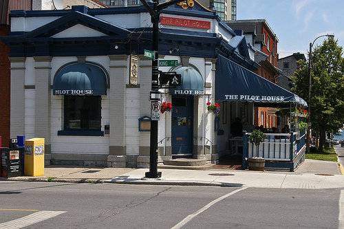 Pilot House of Kingston | restaurant | 265 King St E, Kingston, ON K7L 3B2, Canada | 6135420222 OR +1 613-542-0222