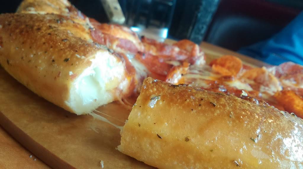 Mazzios Italian Eatery | meal delivery | 13735 OK-51, Coweta, OK 74429, USA | 9186644444 OR +1 918-664-4444