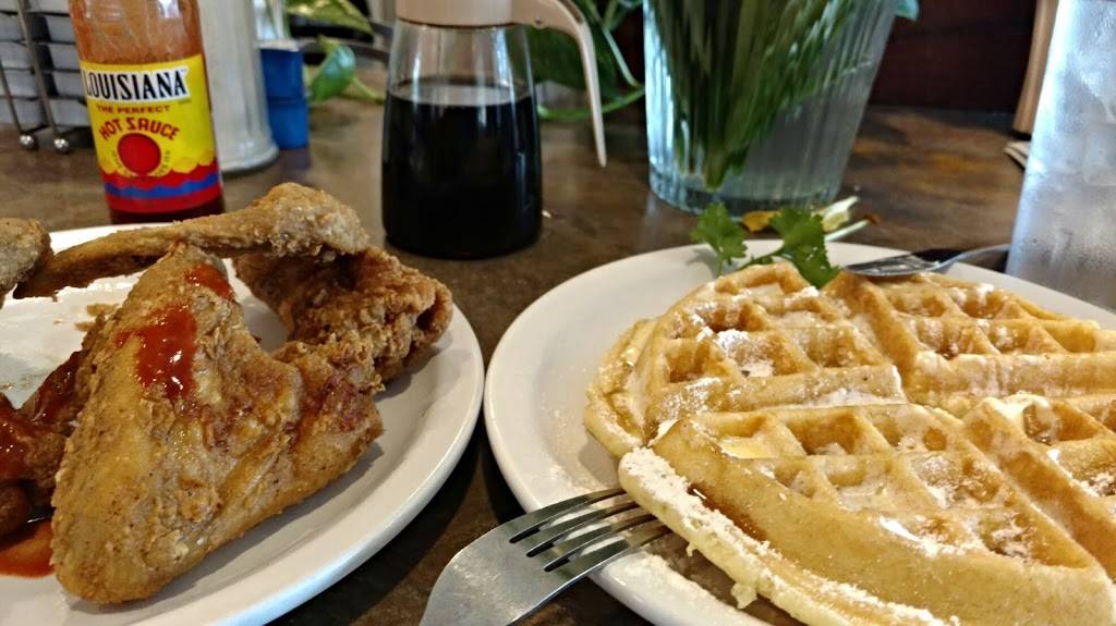 Niecies Restaurant | restaurant | 6441 Troost Ave, Kansas City, MO 64131, USA | 8164446006 OR +1 816-444-6006