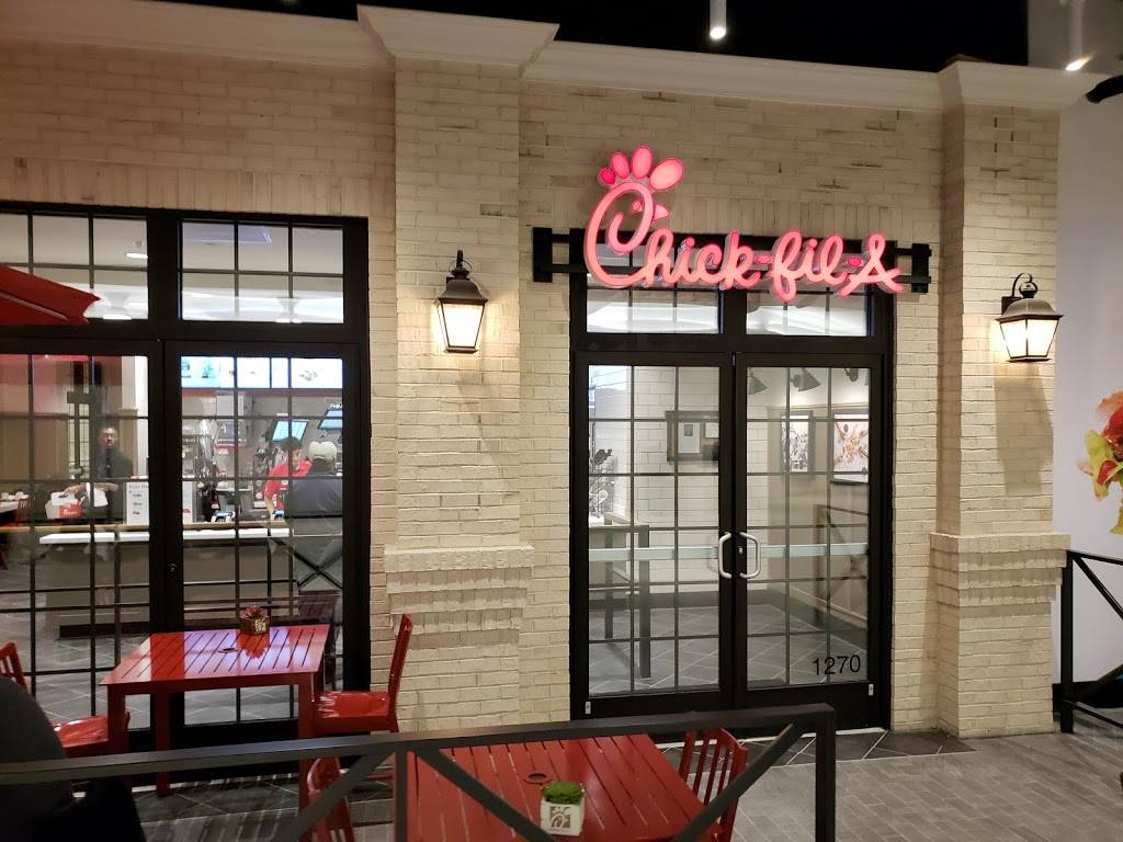 Chick-Fil-A | restaurant | 671 N Glebe Rd Ste 1270, Arlington, VA 22203, USA | 7032438000 OR +1 703-243-8000