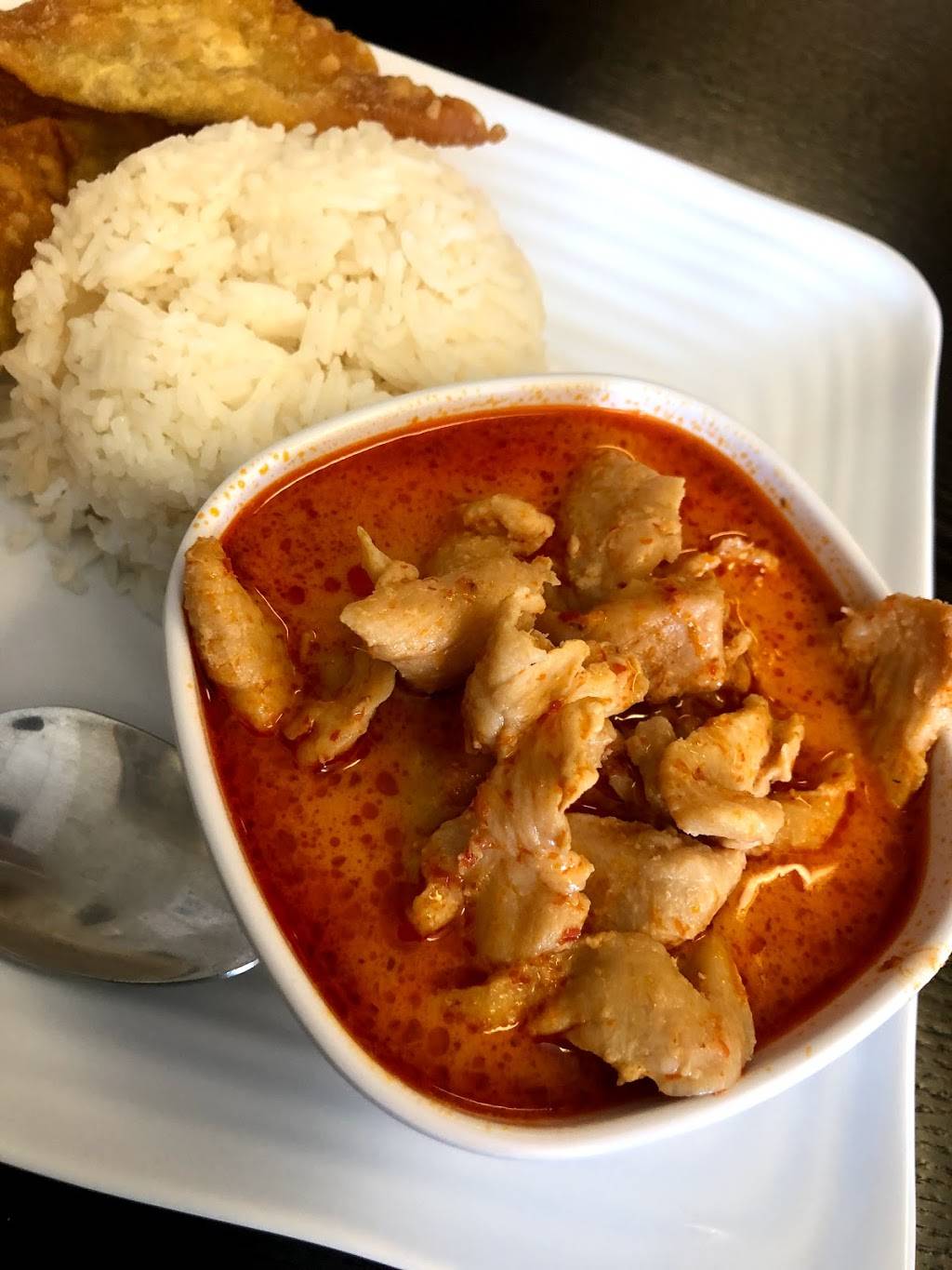 Bangkok Taste | restaurant | 2737 N Grand Ave, Santa Ana, CA 92705, USA | 7145322216 OR +1 714-532-2216