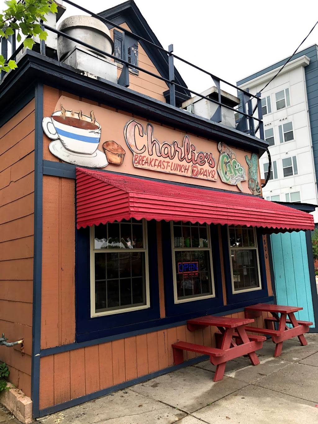 Charlies Cafe | cafe | 1800 Granby St, Norfolk, VA 23517, USA | 7576250824 OR +1 757-625-0824