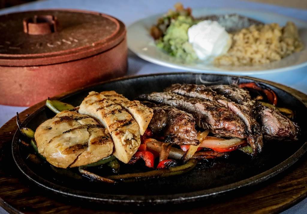 Casa Grande Mexican Bar | restaurant | 30 W 11th St, Tracy, CA 95376, USA | 2098365344 OR +1 209-836-5344