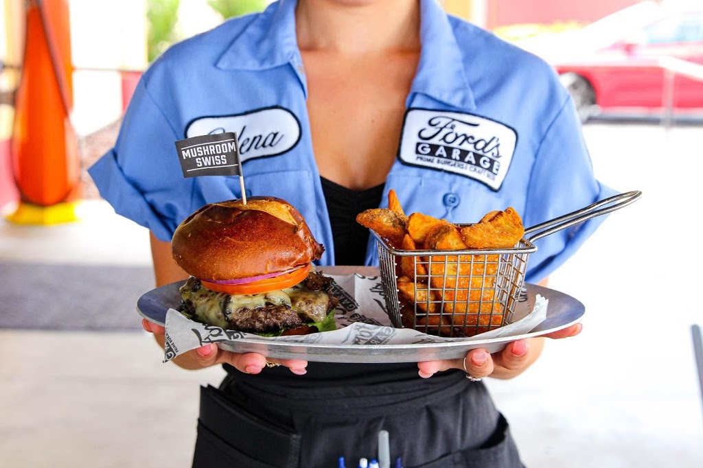Fords Garage | restaurant | 295 N Cattlemen Rd, Sarasota, FL 34243, USA | 9418033673 OR +1 941-803-3673