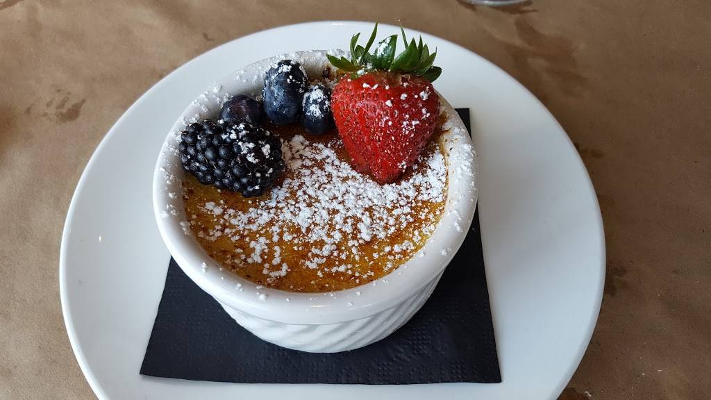 Carmines Italian Ristorante | restaurant | 72 N Water St, New Bedford, MA 02740, USA | 5089995555 OR +1 508-999-5555