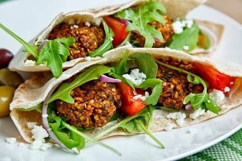 Mediterranean Pita Sandwich and Grill | restaurant | 4514 Summer Ave, Memphis, TN 38122, USA | 9015525296 OR +1 901-552-5296