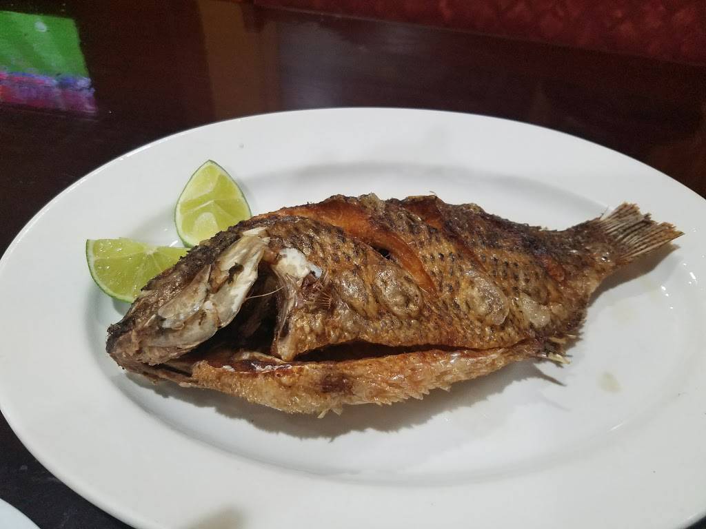 Restaurante Y Panaderia Salvadoreña | bakery | 5724 E W.T. Harris Blvd, Charlotte, NC 28215, USA | 7045371615 OR +1 704-537-1615