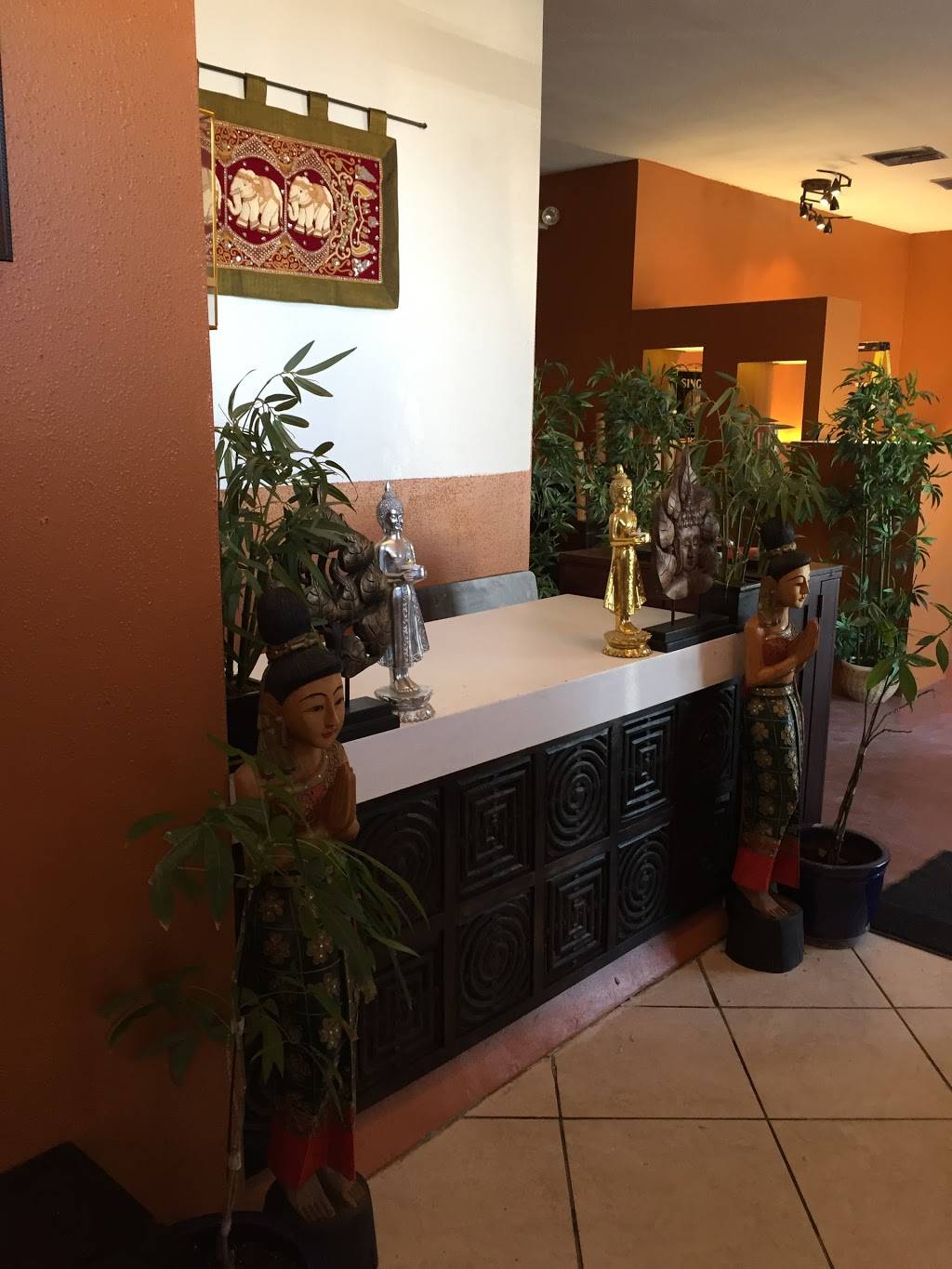 Talay Thai Restaurant | restaurant | 70065 CA-111 #1, Rancho Mirage, CA 92270, USA | 7608329588 OR +1 760-832-9588