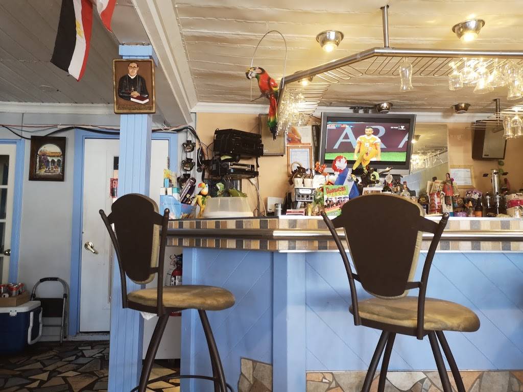 Tukan | restaurant | 85 Montreal Rd, Vanier, ON K1L 6E8, Canada | 6137492317 OR +1 613-749-2317