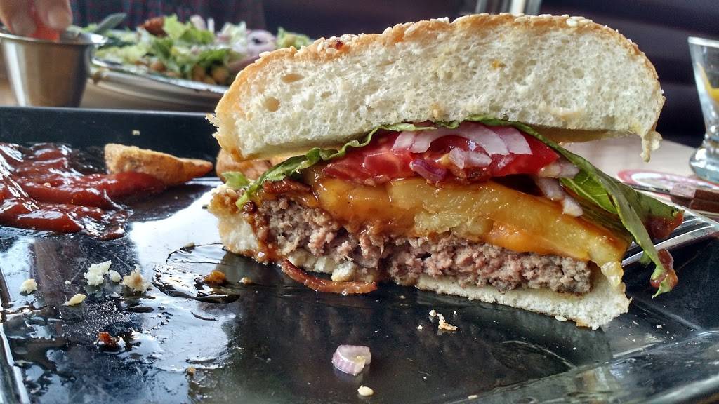 Seabright Brewery | restaurant | 519 Seabright Ave #107, Santa Cruz, CA 95062, USA | 8314262739 OR +1 831-426-2739