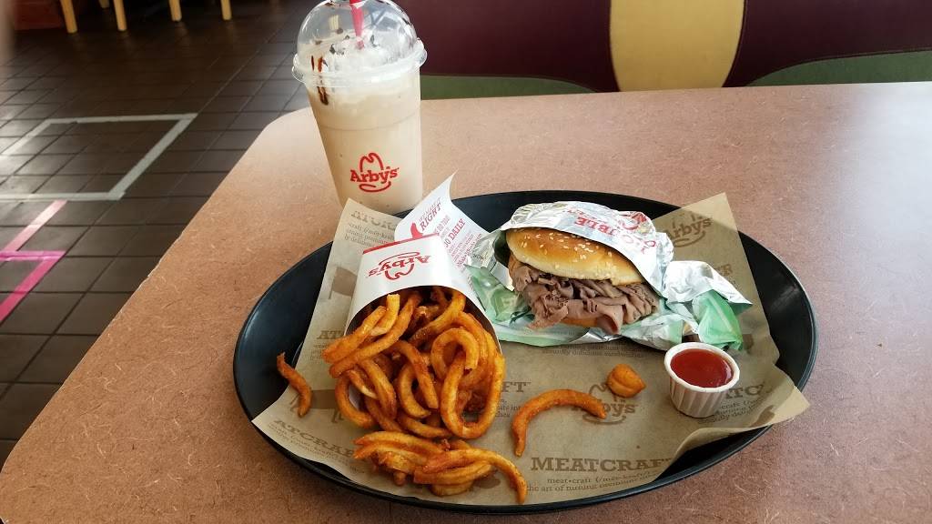 Arbys | restaurant | 2101 Calumet Ave, Valparaiso, IN 46383, USA | 2194644147 OR +1 219-464-4147