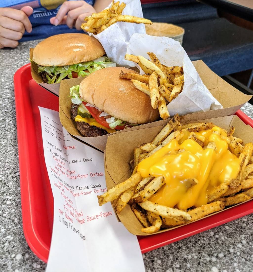 Tays Burger Shack | restaurant | 7724 151st St, Overland Park, KS 66223, USA | 9136028360 OR +1 913-602-8360