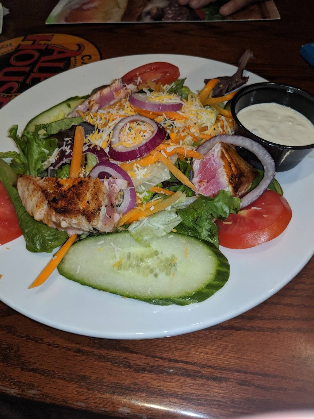 Carolina Ale House | restaurant | 11685 Northpark Dr, Wake Forest, NC 27587, USA | 9195568666 OR +1 919-556-8666