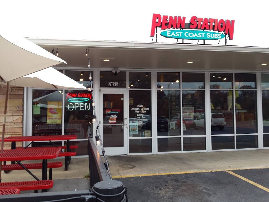 Penn Station East Coast Subs | meal takeaway | 7025 Kingston Pike, Knoxville, TN 37919, USA | 8655250000 OR +1 865-525-0000