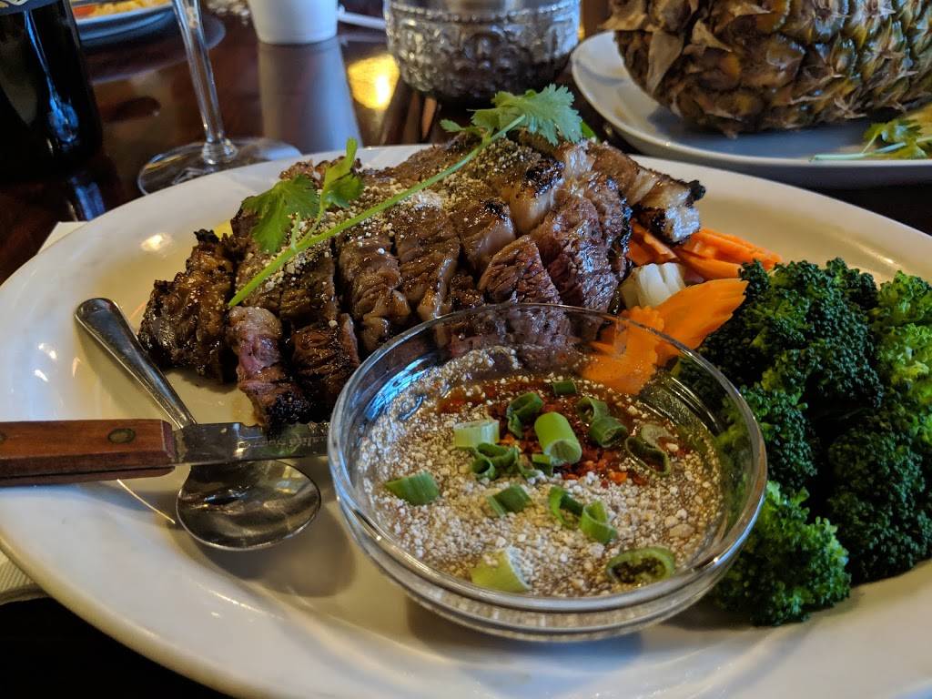 Basiln Lime Authentic Thai Cuisine | restaurant | 3665 S Fort Apache Rd #100, Las Vegas, NV 89147, USA | 7022552581 OR +1 702-255-2581