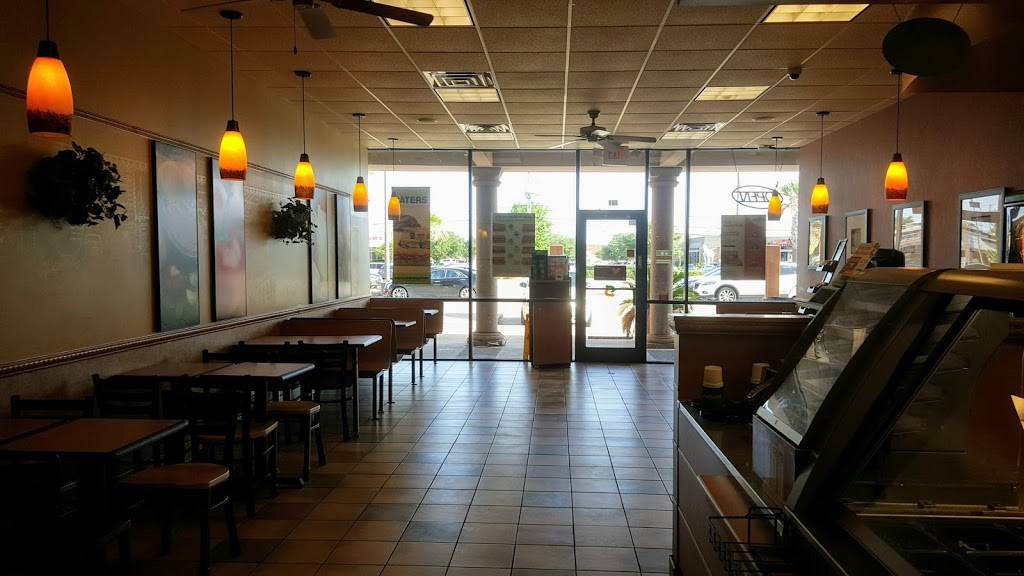 Subway Restaurants | restaurant | 11660 Royal Oaks Club Dr, Houston, TX 77082, USA | 2814960669 OR +1 281-496-0669