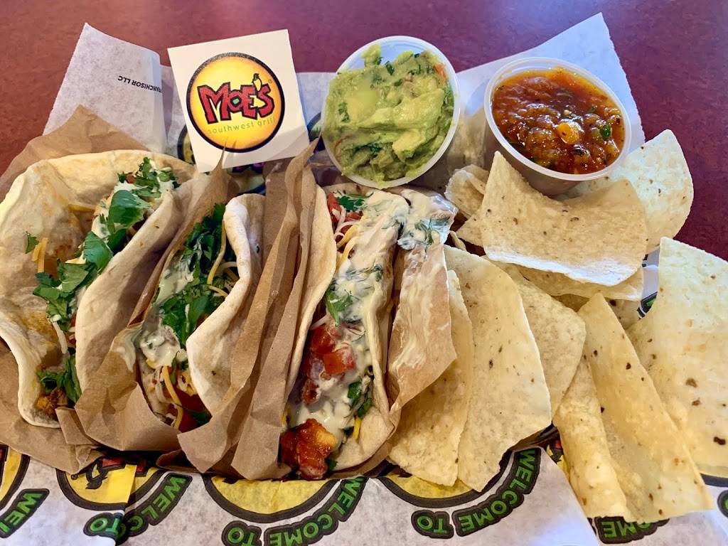 Moes Southwest Grill | restaurant | 10429 Olive Blvd, Creve Coeur, MO 63141, USA | 3147316637 OR +1 314-731-6637