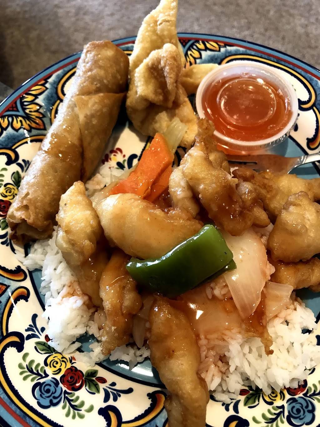 Red Wok | meal delivery | 9322 N Oak Trafficway, Kansas City, MO 64155, USA | 8164688868 OR +1 816-468-8868