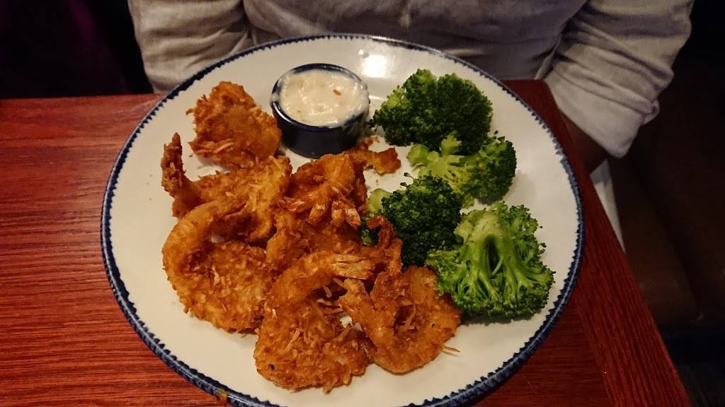 Red Lobster | restaurant | 4231 196th St SW, Lynnwood, WA 98036, USA | 4256721137 OR +1 425-672-1137