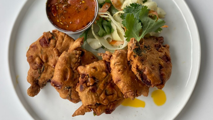 Amba | restaurant | 1975 Lee Rd, Cleveland Heights, OH 44118, USA | 2166509620 OR +1 216-650-9620