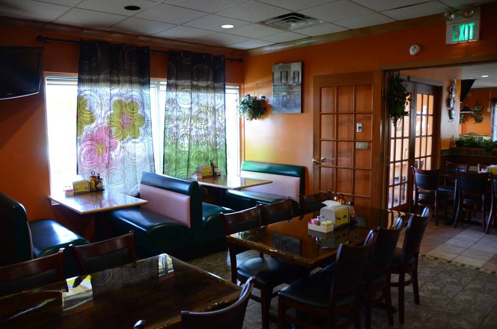 Victors Gyros & Pancake House | restaurant | 700 S Tillotson Ave, Muncie, IN 47304, USA | 7652881777 OR +1 765-288-1777