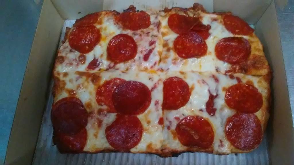 Little Caesars Pizza | meal takeaway | 3223 South Blvd, Auburn Hills, MI 48326, USA | 2488525990 OR +1 248-852-5990