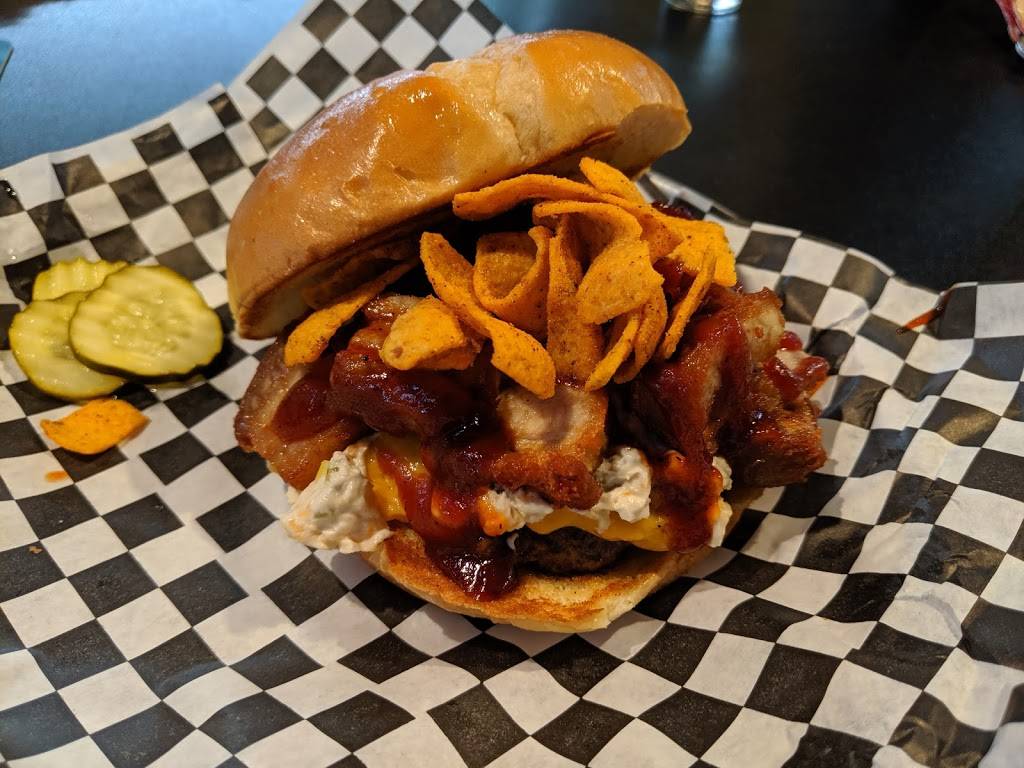 7 West Taphouse - Miller Hill | restaurant | 2510 Maple Grove Rd, Duluth, MN 55811, USA | 2184641879 OR +1 218-464-1879